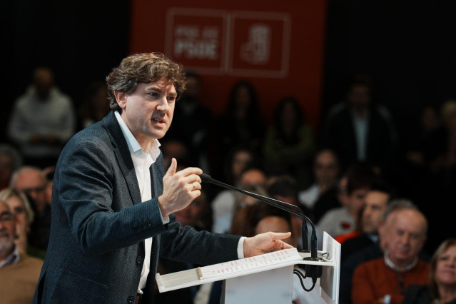 Archivo - El candidato del PSE a Lehendakari, Eneko Andueza
