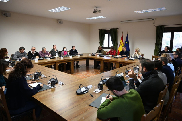 El Gobiernod de coalición de Pedro Sánchez, reunido en su retiro en la finca de Quintos de Mora (Toledo)