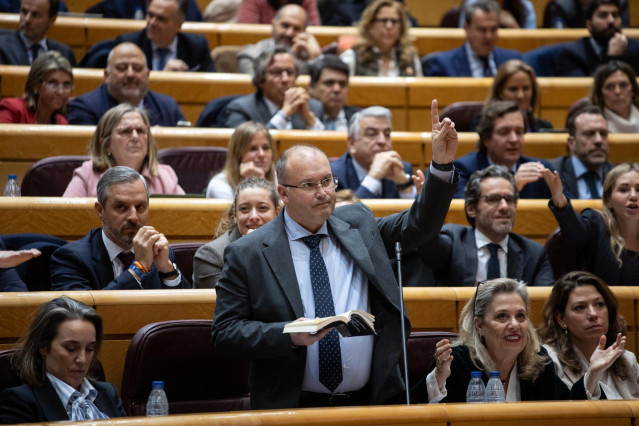 El portavoz del PP en el Congreso, Miguel Tellado, durante el pleno del Congreso de los Diputados, en el Palacio del Senado, a 10 de enero de 2024, en Madrid (España). El Pleno del Congreso, en su primera reunión del año, debate y vota los objetivos de es