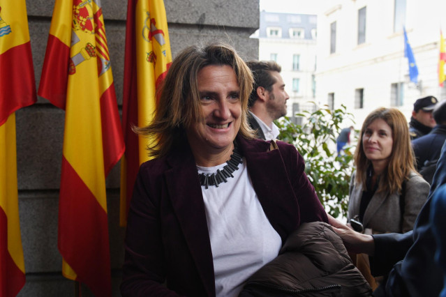 Archivo - La vicepresidenta tercera y ministra para la Transición Ecológica y el Reto Demográfico, Teresa Ribera, a su llegada a la Sesión de Apertura de las Cortes Generales de la XV Legislatura, en el Congreso, a 29 de noviembre de 2023, en Madrid (Espa