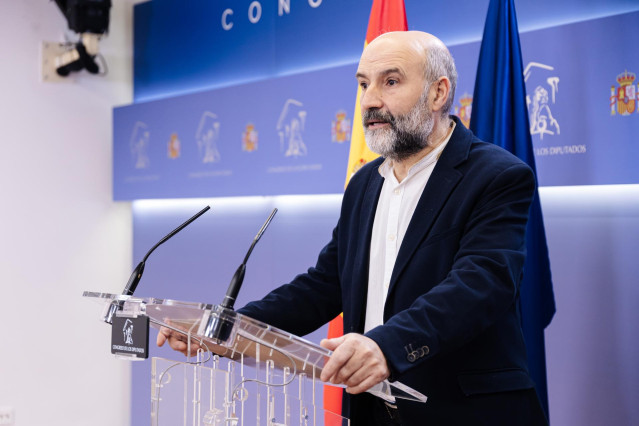 Archivo - El portavoz de BNG en el Congreso, Néstor Rego, a 19 de diciembre de 2023, en Madrid (España).