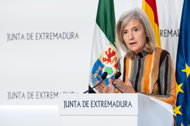 Archivo - La portavoz de la Junta de Extremadura, Victoria Bazaga, en una imagen de archivo