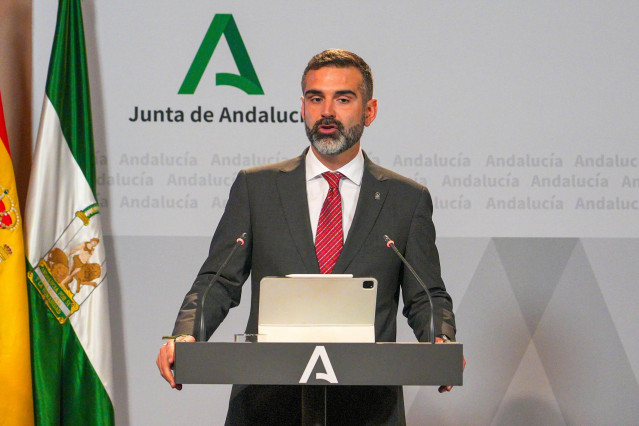 El consejero de Sostenibilidad y portavoz del Gobierno, Ramón Fernández-Pacheco, este martes en la rueda de prensa del Consejo de Gobierno.