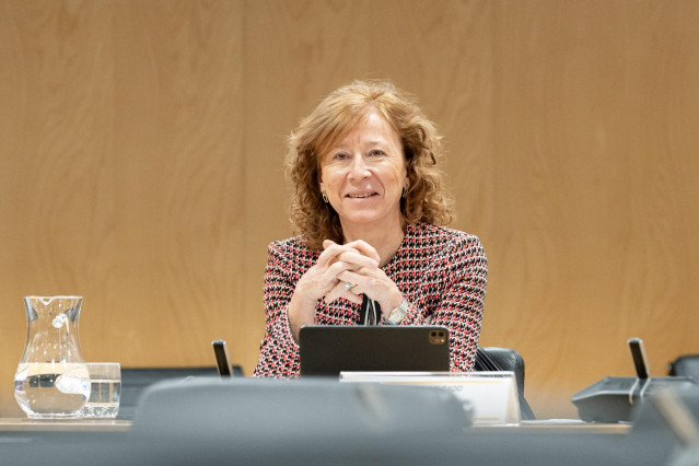 Archivo - La subgobernadora del Banco de España, Margarita Delgado, durante una reunión con el gobernador del Banco de España, las patronales bancarias AEB, CECA y Unacc y asociaciones de usuarios financieros y de mayores, en la sede del Ministerio, a 18