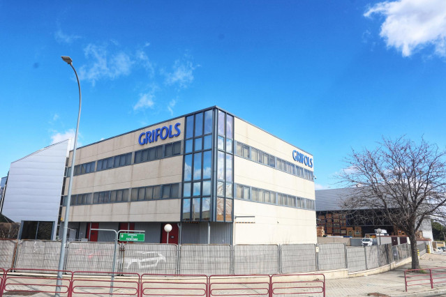 Archivo - Fachada de la sede de Grifols, a 9 de marzo de 2023, en Coslada (Madrid).