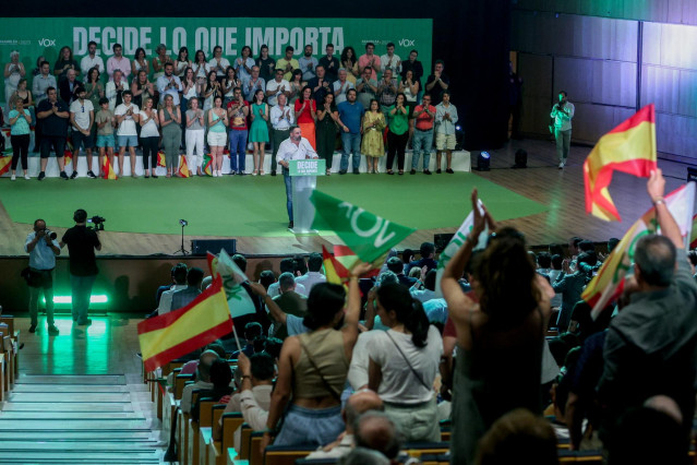 Archivo - El presidente de Vox, Santiago Abascal, interviene durante el acto de clausura de la Asamblea General del partido, en el Recinto Ferial de IFEMA MADRID, a 24 de junio de 2023, en Madrid (España).