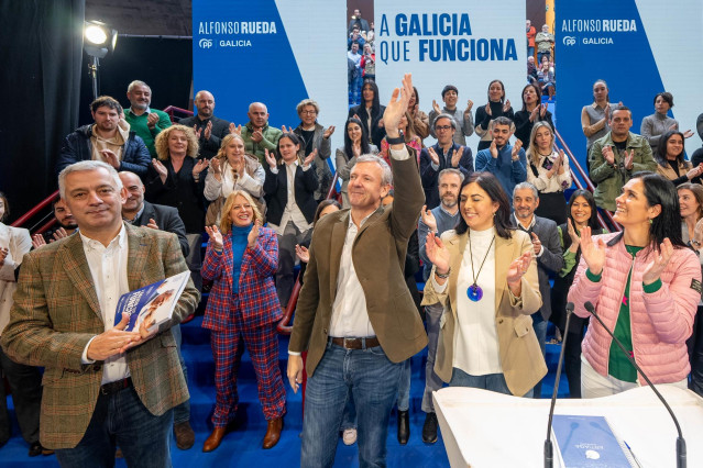 El presidente del PPdeG, Alfonso Rueda, presenta su programa electoral a los comicios autonómicos del 18 de Febrero.