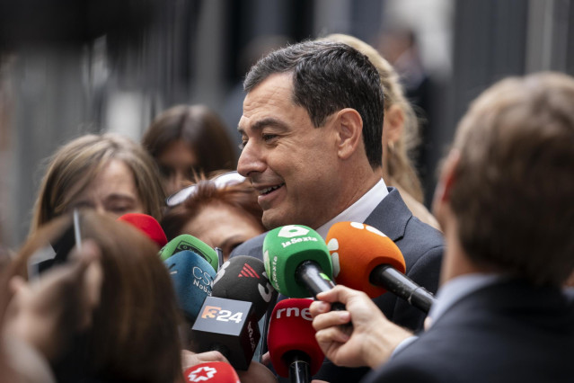 Archivo - El presidente de la Junta de Andalucía, Juanma Moreno, en una imagen de archivo.