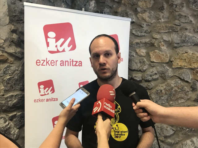 Archivo - Iñigo Martínez