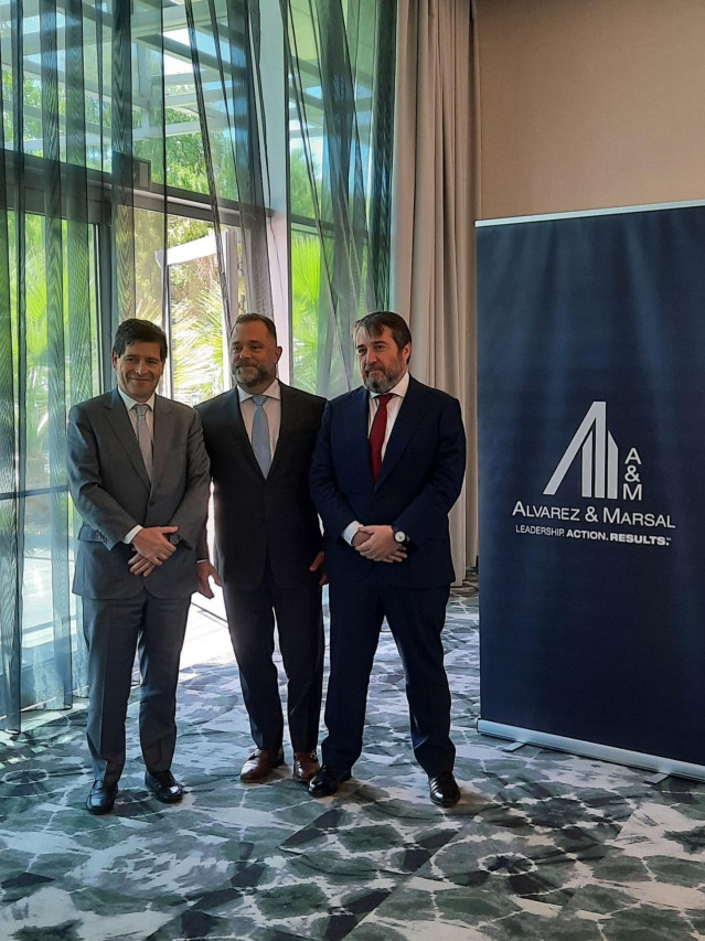 Archivo - El equipo de la oficina de Alvarez & Marsal en Portugal en la primavera de 2023.