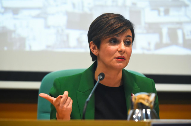 La ministra de Vivienda y Agenda Urbana, Isabel Rodríguez, durante su intervención en las jornadas. A 08 de febrero de 2024, en Málaga (Andalucía, España).