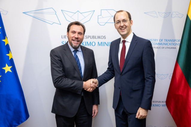 El ministro Óscar Puente con el ministro de Transportes y Comunicaciones de Lituania, Marius Skuodis