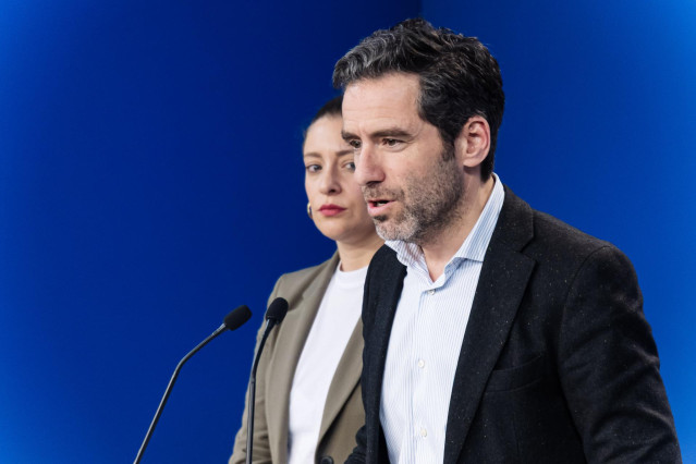 La diputada del PP Esther Muñoz y el vicesecretario de Cultura y portavoz del PP, Borja Sémper, durante una rueda de prensa posterior a la reunión del Comité de Dirección del Partido Popular, en la sede nacional del PP, a 4 de marzo de 2024, en Madrid (Es