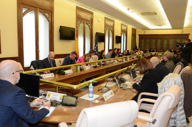 El secretario general de Recursos Agrarios y Seguridad Alimentaria, Fernando Miranda, preside la reunión del Órgano de Coordinación del Plan Estratégico de la Política Agraria Común con representantes de las comunidades autónomas