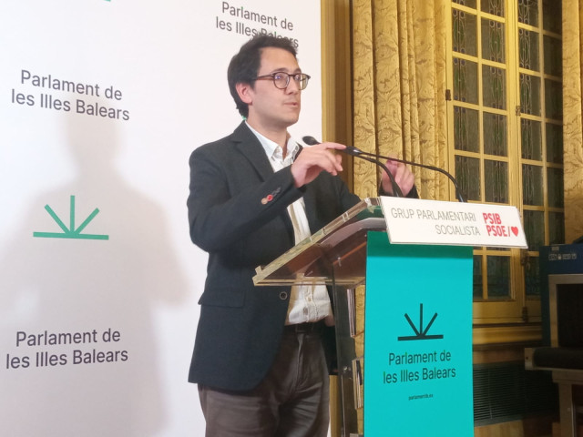 El portavoz del PSIB, Iago Negueruela.