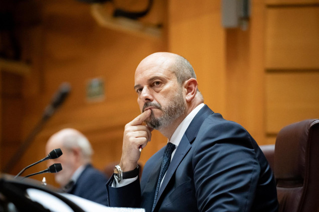 Archivo - El presidente del Senado, Pedro Rollán, durante una sesión plenaria.