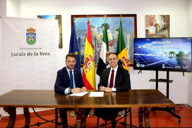 Cox Energy desarrolla la primera comunidad energética municipal de Extremadura