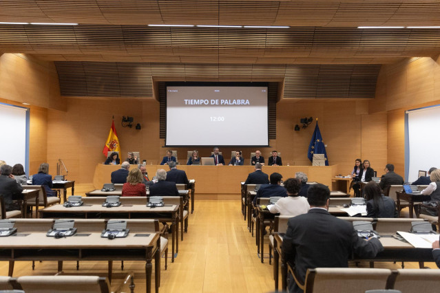 Asistentes en la Comisión de Justicia, en el Congreso de los Diputados