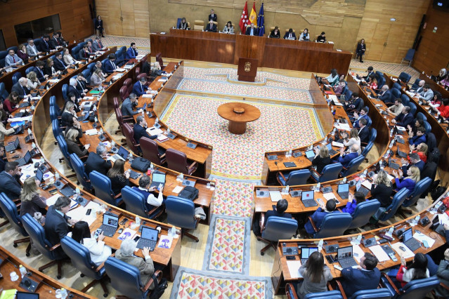 Archivo - Vista panorámica del hemiciclo de la Asamblea de Madrid