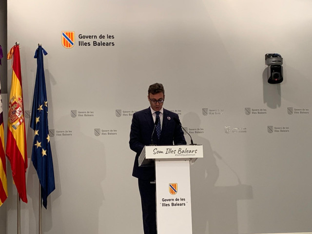 El portavoz del Govern, Antoni Costa, en rueda de prensa.