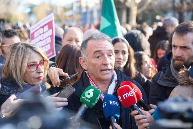 Archivo - El diputado de Sumar, Enrique Santiago.
