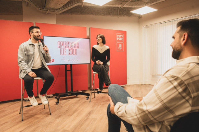 Diana Morant mantiene un encuentro con Juventudes Socialistas del Pais Valencià