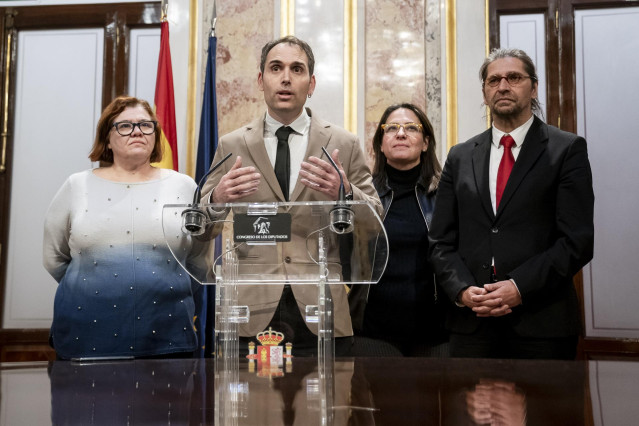 Varios diputados de Sumar, comparecen para realizar una declaración institucional por el día de Andalucía, mañana 28 de febrero, tras una sesión plenaria, en el Congreso de los Diputados, a 27 de febrero de 2024. (Foto de archivo).