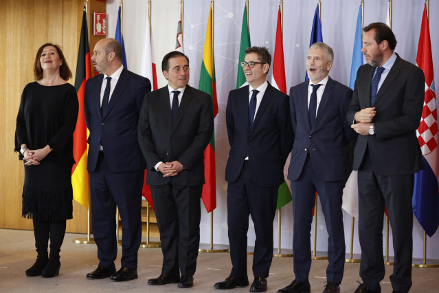 (I-D) La Presidenta del Congreso, Francina Armengol, el Presidente del Senado, Pedro Rollán, el Ministro de Asuntos Exteriores, José Manuel Albares, el Ministro de la Presidencia, Justicia y Relaciones con las Cortes, Félix Bolaños, el Ministro del Interi