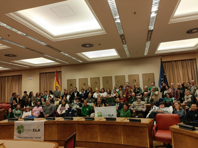 Jornada parlamentaria 'Por una regulación que garantice una vida digna a las personas con ELA', organizada por ConELA y celebrada en el Congreso de los Diputados.