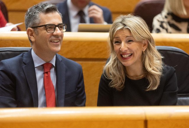 Archivo - El ministro de la Presidencia, Justicia y Relaciones con las Cortes, Félix Bolaños, y la vicepresidenta segunda y ministra de Trabajo, Yolanda Díaz, en una imagen de archivo