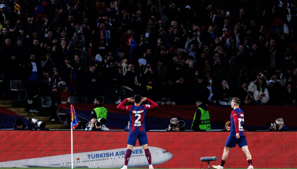EuropaPress 5821777 joao cancelo of fc barcelona celebrates goal during the uefa champions