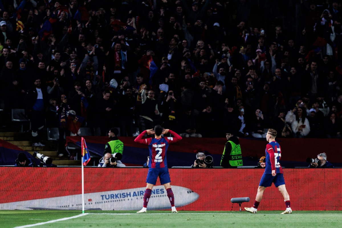 EuropaPress 5821777 joao cancelo of fc barcelona celebrates goal during the uefa champions