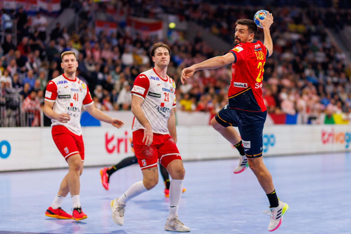 EuropaPress 5692313 agustin marcelo casado of spain during the mens ehf euro 2024 group