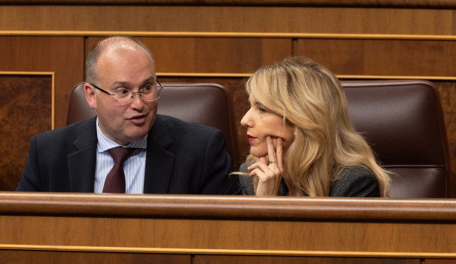 El portavoz del PP en el Congreso, Miguel Tellado y la diputada del PP Cayetana Álvarez de Toledo durante una sesión de control al Gobierno, en el Congreso de los Diputados, a 13 de marzo de 2024, en Madrid (España).  El denominado 'caso Koldo', la supues