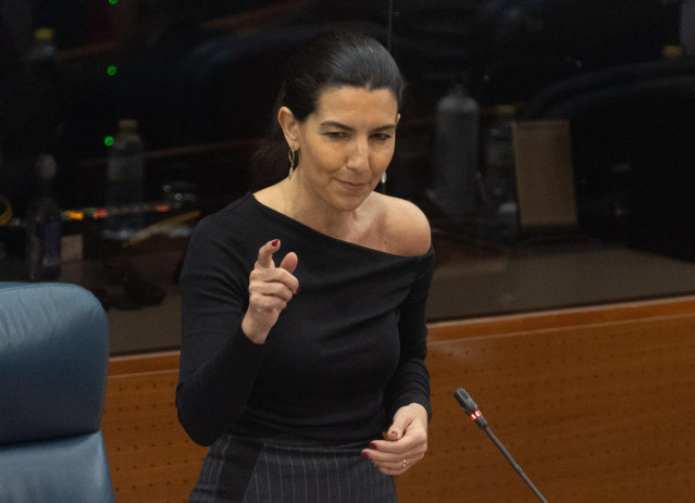 Archivo - La presidenta y portavoz de Vox en la Comunidad de Madrid, Rocío Monasterio San Martín, durante un pleno de la Asamblea de Madrid, a 1 de febrero de 2024, en Madrid (España).