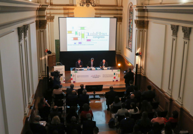 Archivo - II Congreso Edufinet de Unicaja con una treintena de expertos.