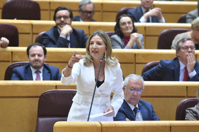 La portavoz del Partido Popular en el Senado, Alicia García Rodríguez, interviene durante una sesión de control al Gobierno, en el Senado, a 12 de marzo de 2024, en Madrid (España). El presidente del Gobierno comparece por primera vez esta legislatura en
