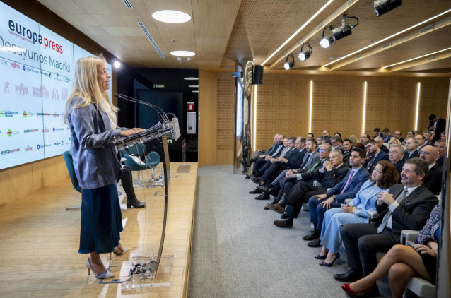 La consejera de Economía, Hacienda y Empleo de la Comunidad de Madrid, Rocío Albert, interviene durante un desayuno Madrid de Europa Press, en el Auditorio ‘Meeting Place’, a 19 de marzo de 2024, en Madrid (España).