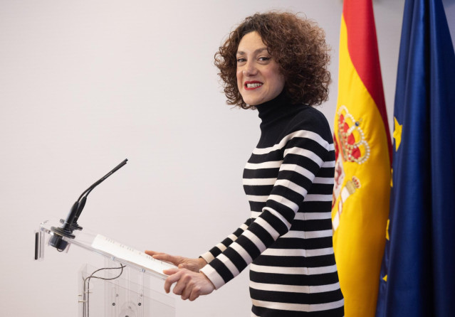 La portavoz de En Comú Podem, Aina Vidal, durante una rueda de prensa anterior a la Junta de Portavoces, en el Congreso de los Diputados, a 19 de marzo de 2024, en Madrid (España).
