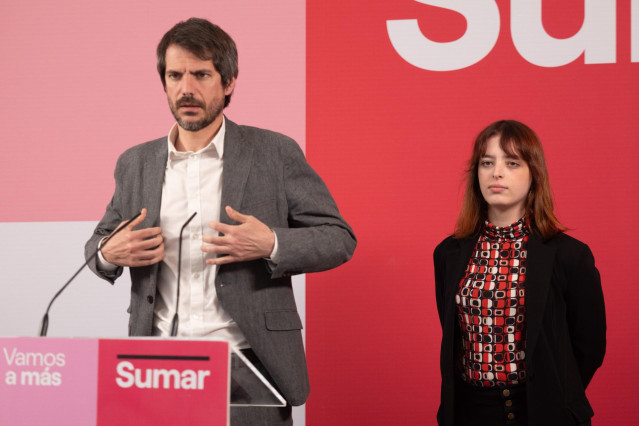 El portavoz de Sumar, Ernest Urtasun, durante una rueda de prensa, en el Espacio Rastro, a 18 de marzo de 2024, en Madrid (España).