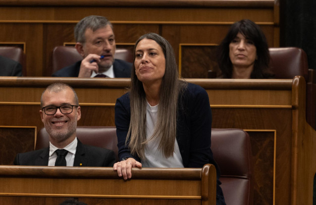 La portavoz de Junts en el Congreso, Miriam Nogueras, durante la votación de la Ley de amnistía, en una sesión plenaria, en el Congreso de los Diputados, a 14 de marzo de 2024, en Madrid (España).