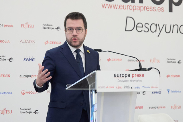 El presidente de la Genralitat de Catalunya, Pere Aragonès, protagoniza un desayuno informativo de Europa Press, en el Hotel InterContinental Madrid, a 20 de marzo de 2024, en Madrid (España).