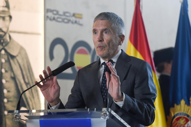 El ministro del Interior, Fernando Grande-Marlaska, durante la inauguración de la exposición ‘200 años de historia de la Policía española’