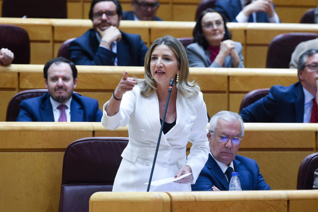 La portavoz del Partido Popular en el Senado, Alicia García Rodríguez, durante una sesión de control al Gobierno, en el Senado, a 12 de marzo de 2024, en Madrid (España). El presidente del Gobierno comparece por primera vez esta legislatura en la sesión d