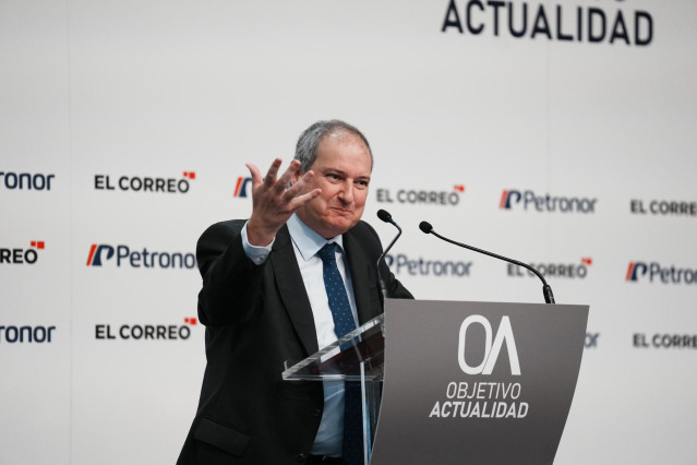 El ministro de Industria y Turismo, Jordi Hereu, en un foro organizado por El Correo en Bilbao
