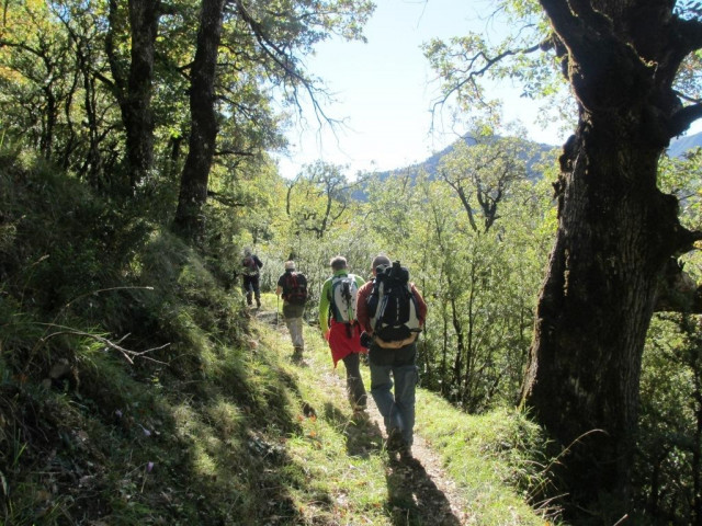 Archivo - Aragón tiene una red de 2.086 senderos turísticos que suman un total de 5.457 kilómetros.