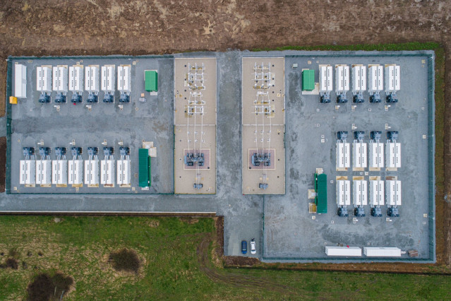FRV y Harmony Energy ponen en marcha en Reino Unido un nuevo sistema de almacenamiento de energía en baterías
