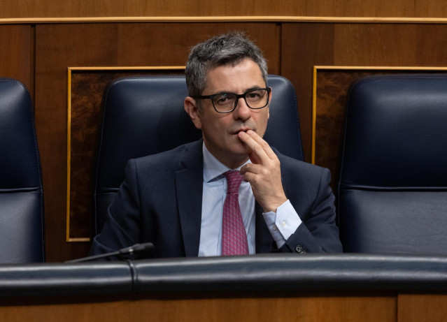 El ministro de la Presidencia, Justicia y Relaciones con las Cortes, Félix Bolaños, durante una sesión plenaria en el Congreso de los Diputados, a 21 de marzo de 2024, en Madrid (España).