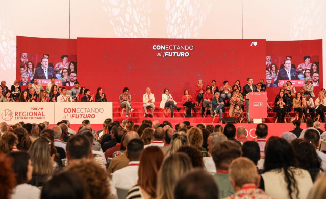 Gallardo en el Congreso Regional del PSOE de extremadura