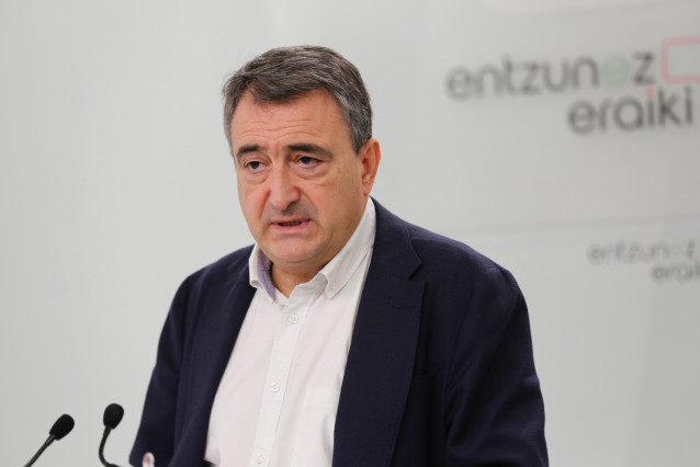 Archivo - El portavoz del Grupo Vasco en el Congreso, Aitor Esteban